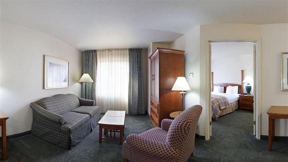 Sonesta ES Suites San Diego - Sorrento Mesa Exterior foto